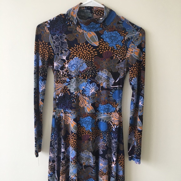 h&m blue long sleeve dress